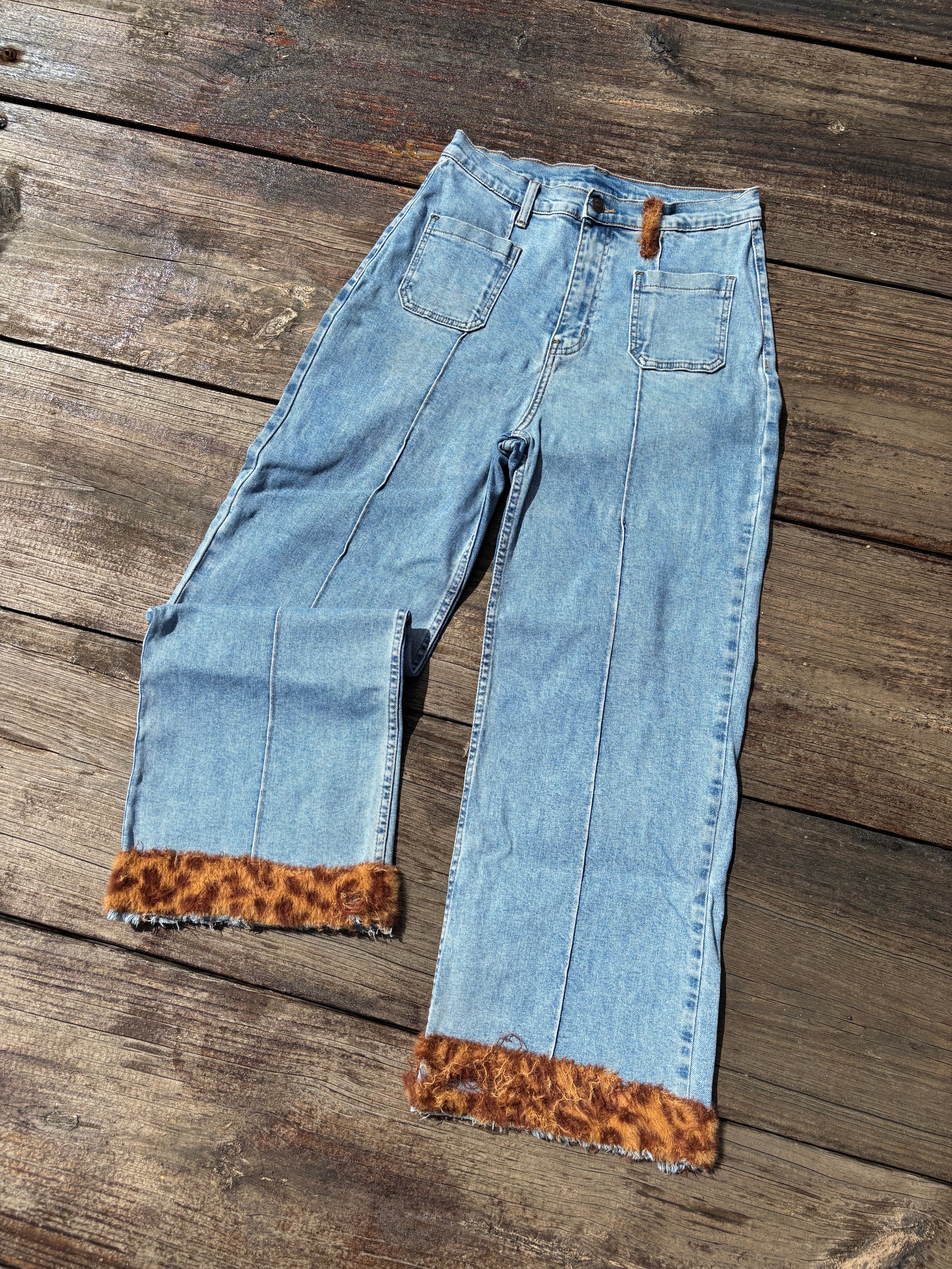1 OF ⇂ JAGUAR CUT JEANS